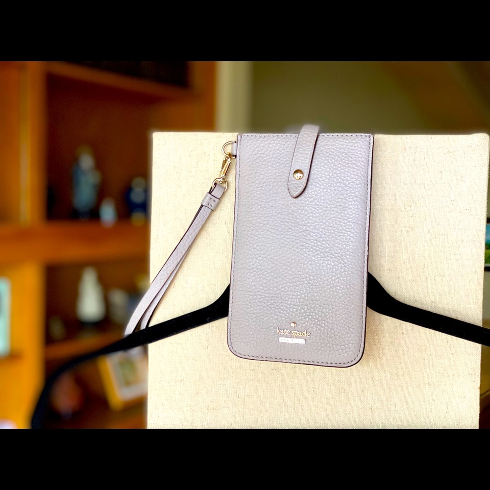 Phone sleeve